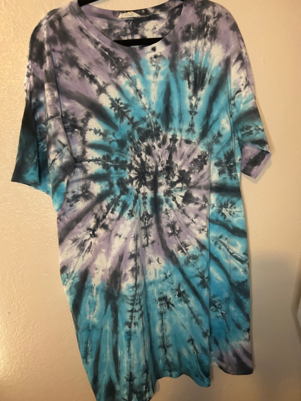 Tie-Dye Short Sleeve Tee in Blue & Purple - Unbranded